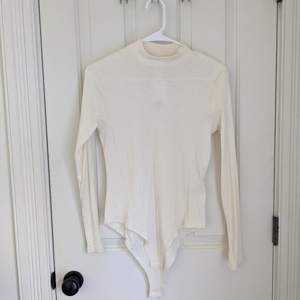 H&M Mockneck Bodysuit M